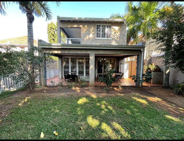4 BEDROOM HOUSE FOR SALE IN ESSENWOOD